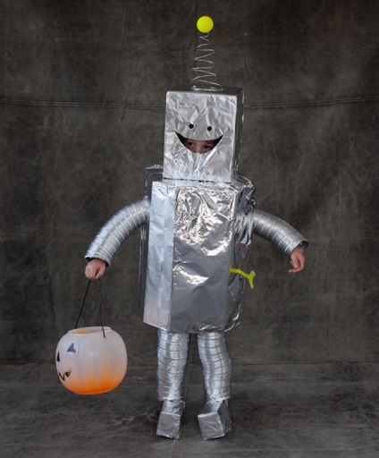 Costum de Anul Nou pentru băiat cu propriile sale roboți de fotografie