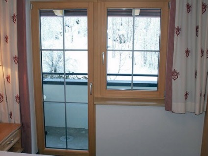 Ferestre realizate din pin cu ferestre cu geam dublu. Instrucțiuni de selectare și instalare