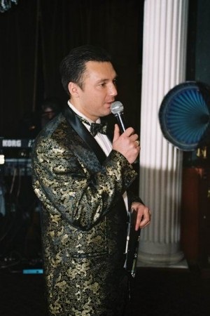 Oleg Orlov - toastmaster care duce la nunta