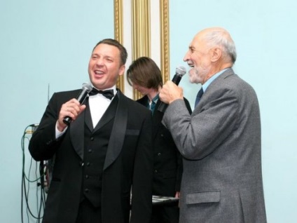 Oleg Orlov - toastmaster care duce la nunta