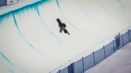 Olympic Snowboard Half Pipe