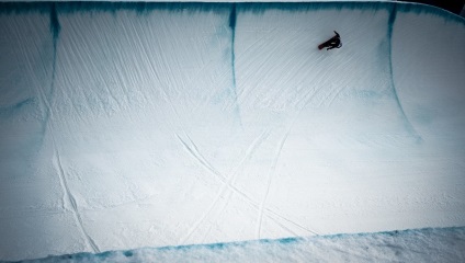 Olympic Snowboard Half Pipe