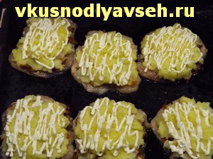 Krumpli burgonyával és uborkamártással, Minszki csemege, lépésről-lépésre fotó recept