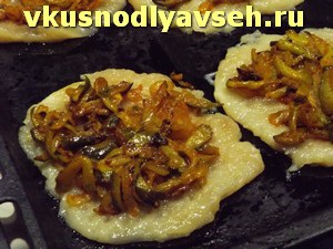 Krumpli burgonyával és uborkamártással, Minszki csemege, lépésről-lépésre fotó recept