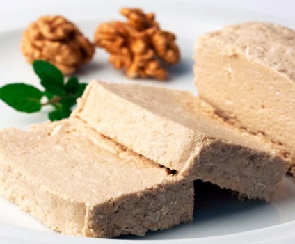 Beneficii și daune de halva (floarea-soarelui, susan, arahide, tahini)