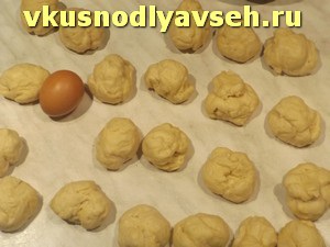 Pite - fazekas kolbásszal és savanyított uborkkal, lépésről-lépésre fotó recept