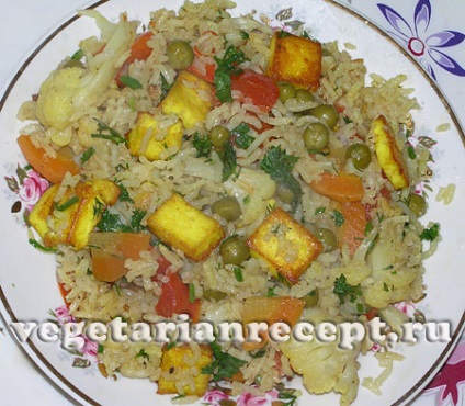 Rizs zöldségekkel és sajttal, fotó recept
