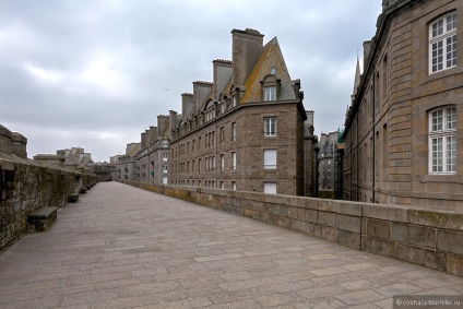 Saint-Malo, sfat de la coshara turistică