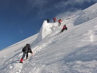 Lista echipamentelor de alpinism în Elbrus în timpul verii - călătorii independente de tip fototravel