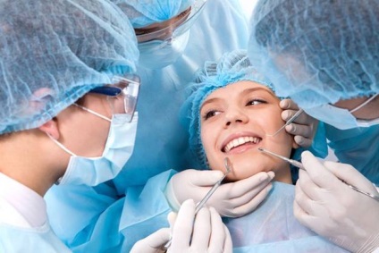 Dentist chirurg în Moscova