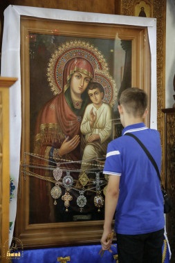Svyatogirskaya Icoana Maicii Domnului - Biserica Sfântului Nou Mucenic și Mărturisitor al Rusiei din Brooklyn