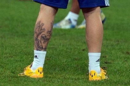 Lionel tatuaj dezordonat
