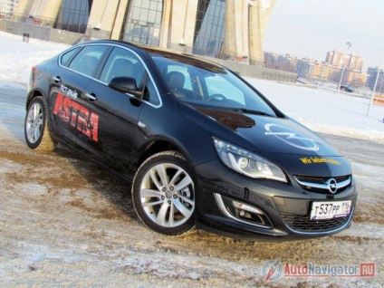 Încercați unitățile și revizuirile opel astra (Opel Astra)