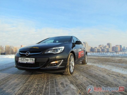 Încercați unitățile și revizuirile opel astra (Opel Astra)