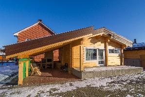 Uralbrus, case din lemn de furnir laminat, construcția unei băi