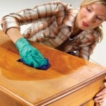 A polírozott bútorok gondozása otthon szabályokat és ajánlásokat tartalmaz