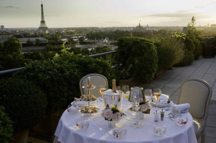 11 Cele mai romantice locuri pentru cină pentru doi