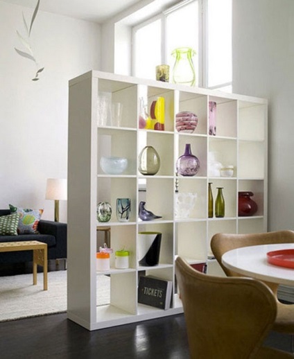 20 Ways, hogy bővítse a helyet a szobában, hogy kényelmesebbé és cozieresebbé váljon