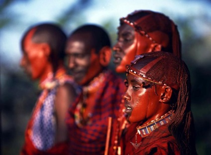 5 Cele mai neobișnuite triburi care pot fi vizitate de un turist