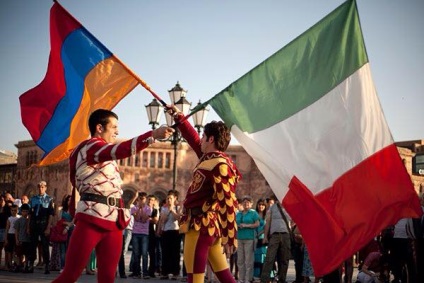 Armenii din Italia - culori azi