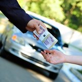 Împrumut de autoturism în banca expresă estică