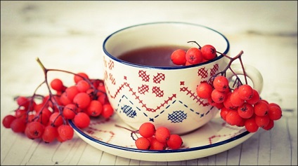 A hegyi hamutól származó tea jó vörös és árt a testnek