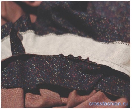 Grupul Crossfashion - coaseți o rochie cu flanc în partea de jos cu clasa de mâini proprii mâinile de pe blog-ul de afaceri