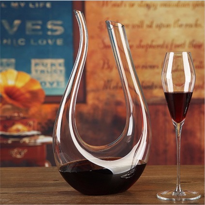 Decantor pentru vin 