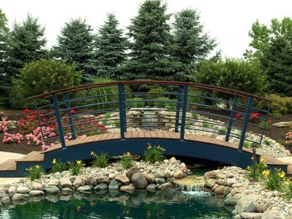Poduri decorative pentru grădină cu propriile mâini fotografie