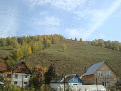 Pentru a ajunge la altai de munte cu mașina