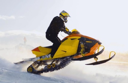 Snowmobile Engine Caracteristici și beneficii