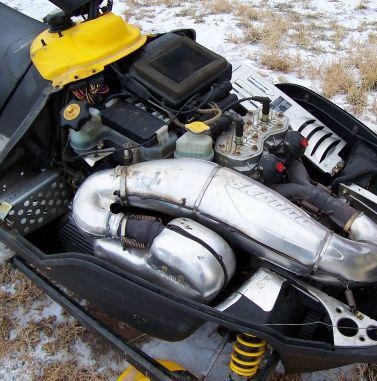 Snowmobile Engine Caracteristici și beneficii