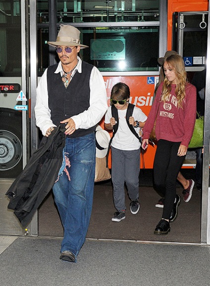 Johnny Depp a vorbit sincer despre spitalizarea fiicei sale, salut! Rusia