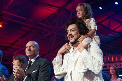 Philip Kirkorov a spus cum aduce doi copii