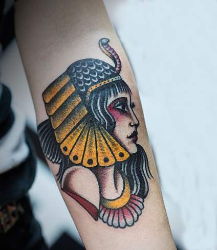 Fotografie și semnificație a tatuajului Cleopatrei