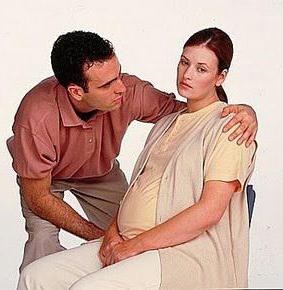 Herpesul în timpul sarcinii (primul trimestru) pe buză, pe nas, tratamentul genital, efecte, recenzii