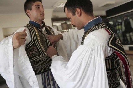 Euzone grecești - istorie și costume