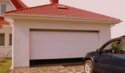 Ce porți de garaj sunt cele mai bune pentru a alege o comparație a tipurilor și tipurilor de porți de garaj