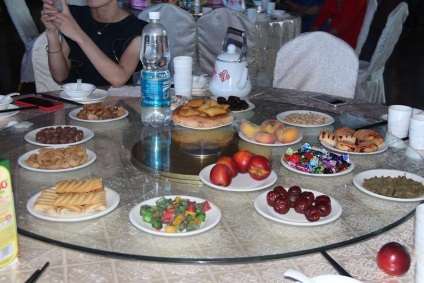 Cum Kazahstanii chinezi sarbatoresc nuntile