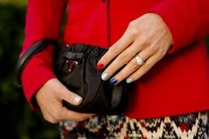 Cum sa pictezi unghiile cu diferite culori norme de manichiura neobisnuita - revista online pentru femei frumusete moda