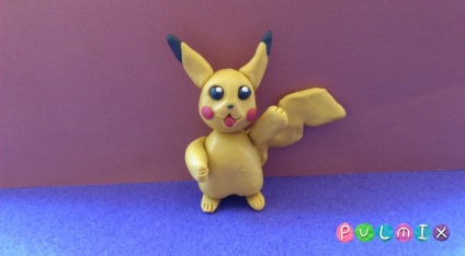 Cum se formează în etape un pikachu Pokemon din plasticină