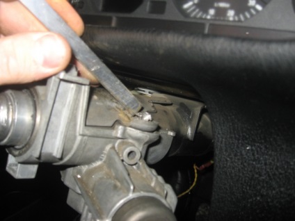 Cum să scoateți comutatorul de aprindere De ce trebuie să scoateți încuietoarea ghidului dumneavoastră în lumea automobilelor