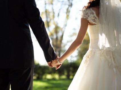 Cum să planificați nunta visurilor dvs. și, în același timp, să salvați 18 sfaturi