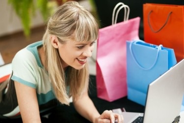Modul în care sunteți manipulat atunci când faceți cumpărături prin Internet este avertizat de un psiholog