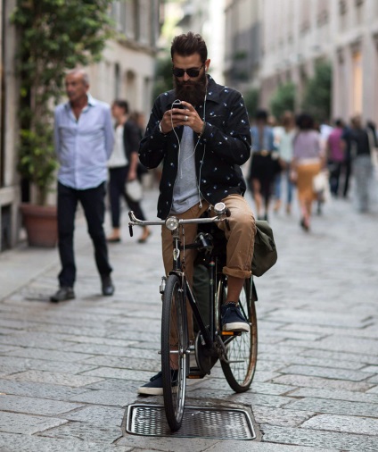 Cum sa te uiti stilat pe o versiune de biciclete masculina