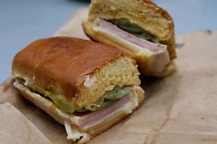 Cum arata sandvișurile în diferite țări ale lumii?