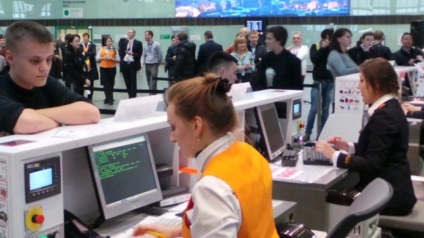 Hogyan regisztrálhatsz egy járatra a Pulkovo online regisztrálására a jegyek számával az interneten keresztül