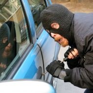 Cum să vă protejați de sfaturile de furt de mașină