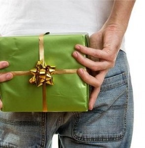 Cum să faci un bărbat să facă cadouri dovedite ca să-și reeducă soțul