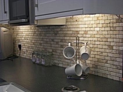 Piatra pentru șorț în bucătărie (54 fotografii) piatră decorativă artificială pe perete, șorț de piatră